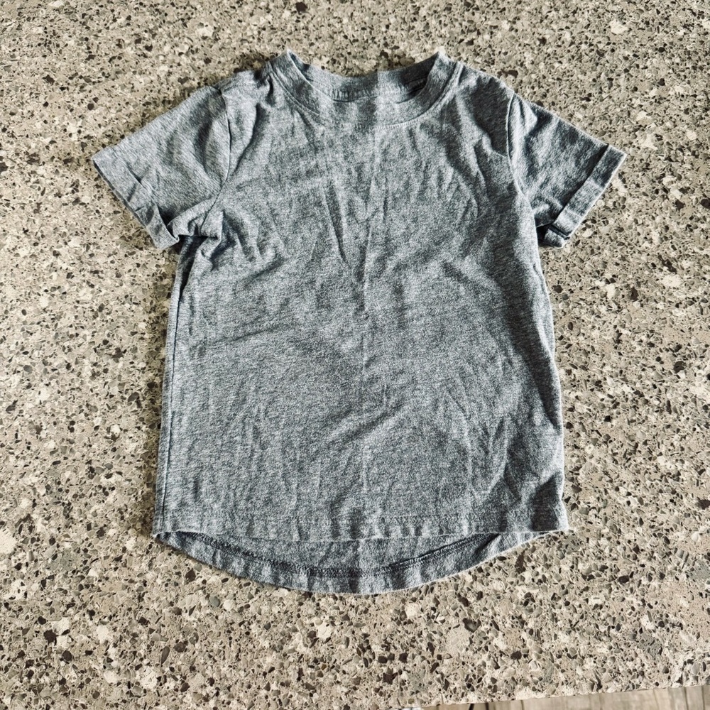 Cat & Jack l Heather Gray Kids Tee l Size 3T
